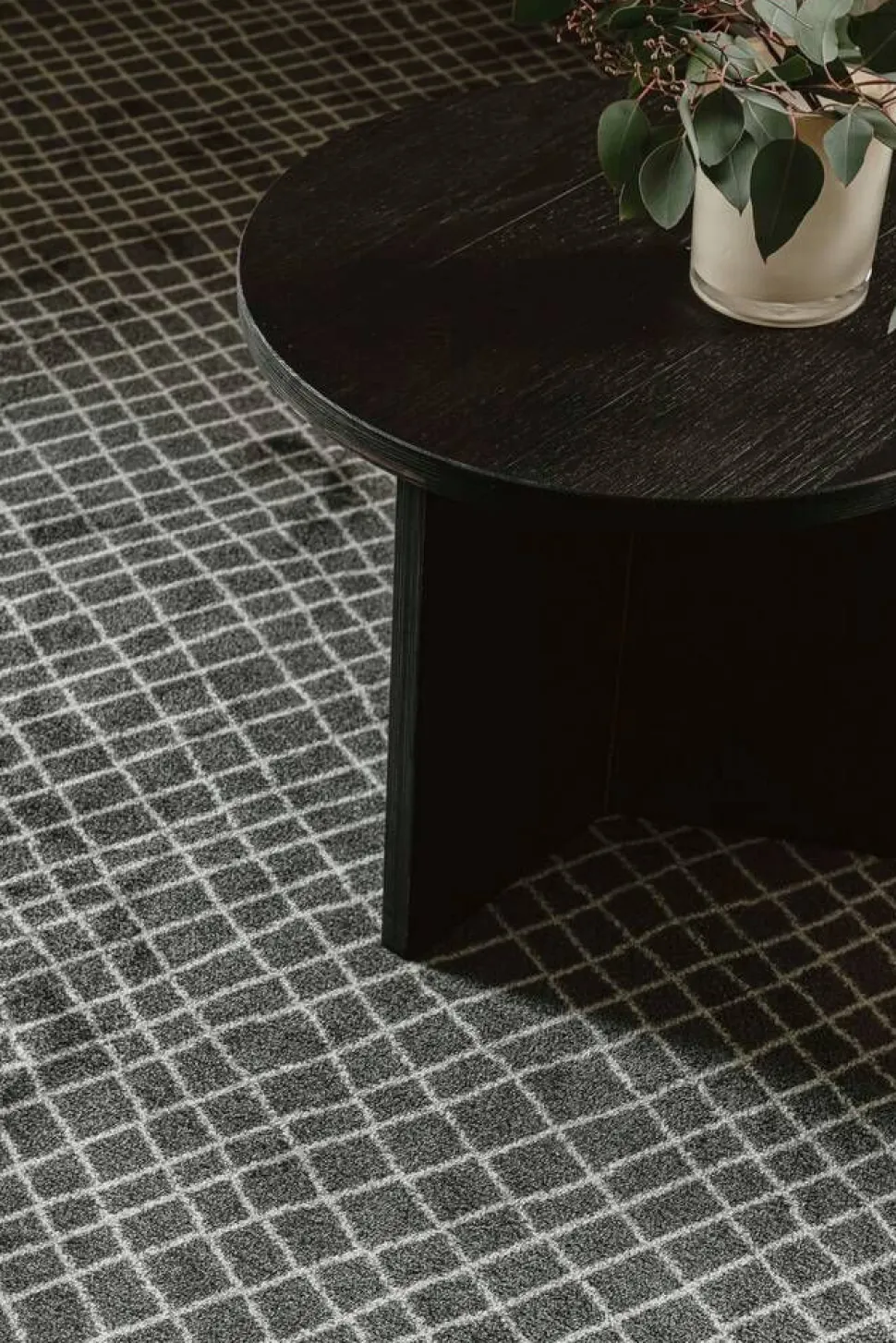 VM-Carpet Aari 12 antrasiitti, kantti 5450, 133*200 cm