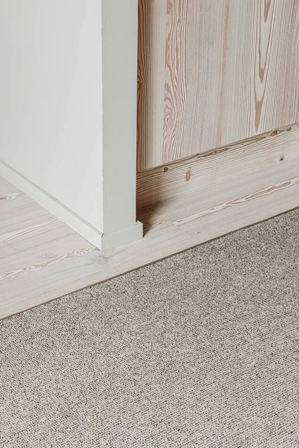 VM-Carpet Duuri 4713 v.beige, 133*200 cm kantti 5978
