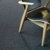 VM-Carpet Esmeralda 79 musta, 80*250 cm, kantti 020 B